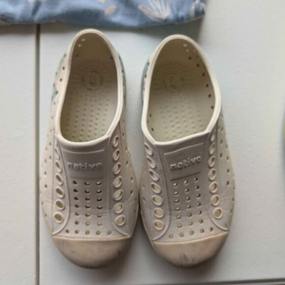 Native Shoes Kids Jefferson Child Slip on Sneaker - Picture 5 of 5